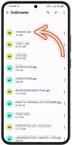 Dosya yöneticisinde APK dosyasını bulma
